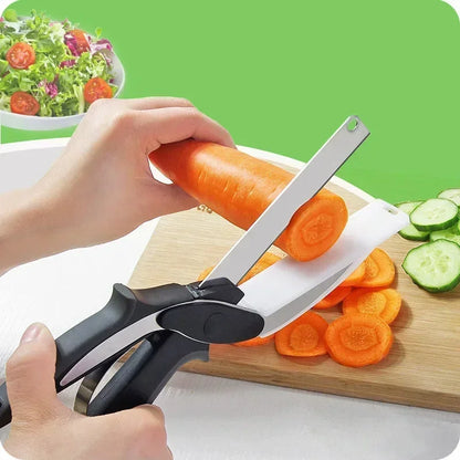 Kitchen Food Cutter Scissors with Integrated Cutting Board