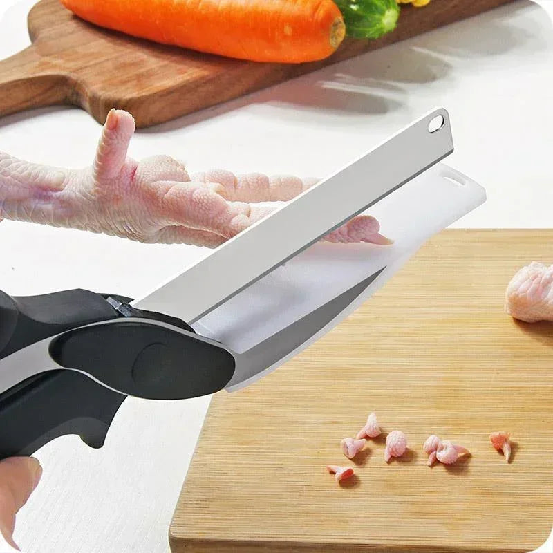 Kitchen Food Cutter Scissors with Integrated Cutting Board